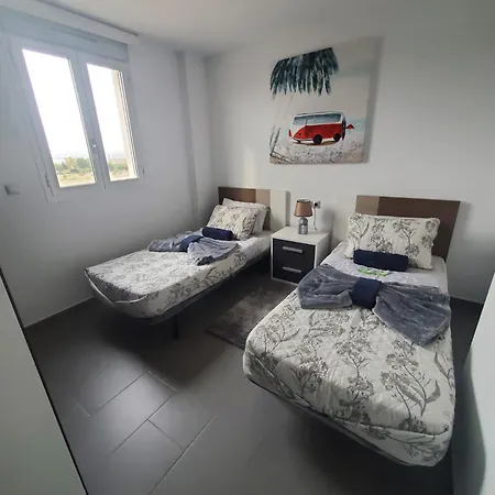 Modern Basia With Sea Views Apartamento *